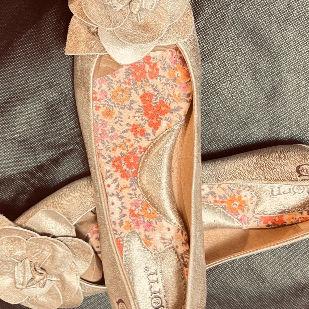 Born Emalia ballet flats with a flower applique - Picture 11 of 11